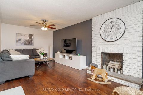 Photo 16 at 7632 Netherwood Road, Malton, Mississauga