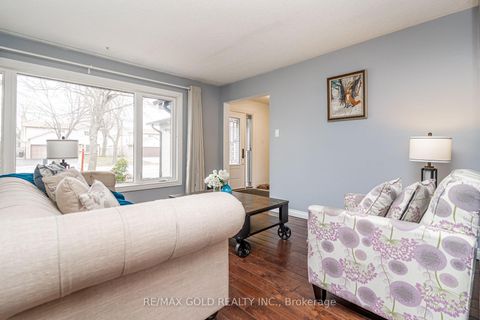 Photo 18 at 7632 Netherwood Road, Malton, Mississauga