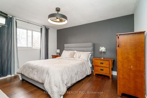 Photo 30 at 7632 Netherwood Road, Malton, Mississauga