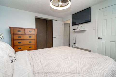 Photo 32 at 7632 Netherwood Road, Malton, Mississauga