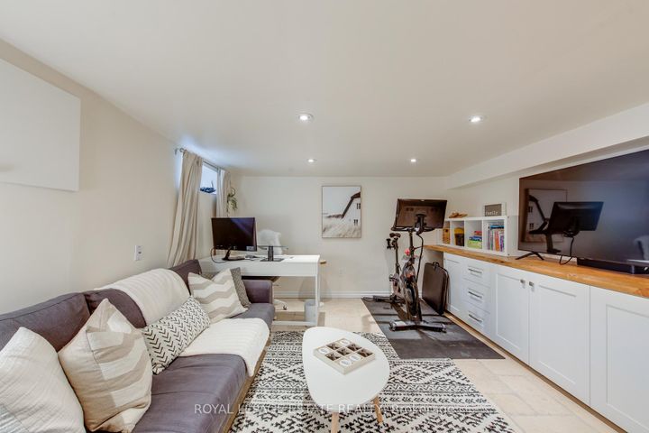 Photo 36 at 138 Woodmount Avenue, East York, Toronto