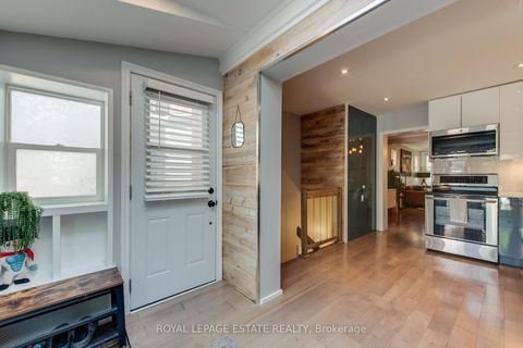 Photo 16 at 138 Woodmount Avenue, East York, Toronto