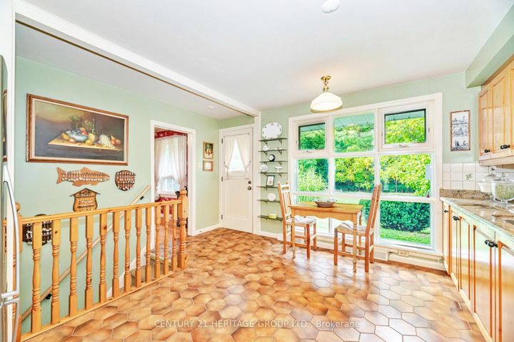 Photo 27 at 22 Poplar Drive, Oak Ridges, Richmond Hill