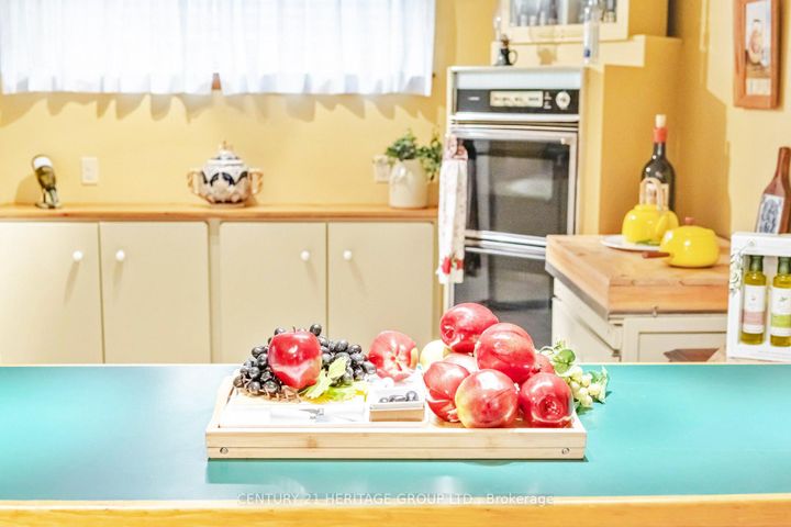 Photo 37 at 22 Poplar Drive, Oak Ridges, Richmond Hill