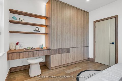 Photo 33 at 208 - 1 Watergarden Way, Bayview Village, Toronto