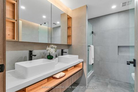 Photo 44 at 208 - 1 Watergarden Way, Bayview Village, Toronto