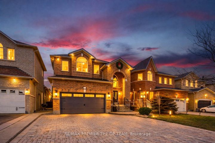 Photo 2 at 179 Lio Avenue, Sonoma Heights, Vaughan