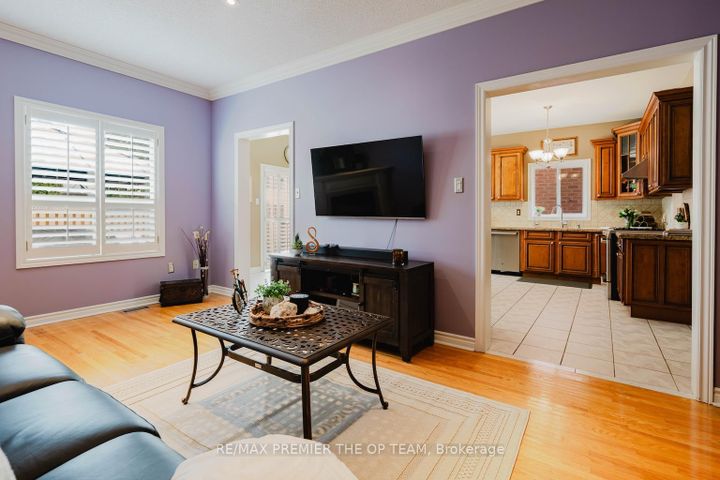 Photo 18 at 179 Lio Avenue, Sonoma Heights, Vaughan