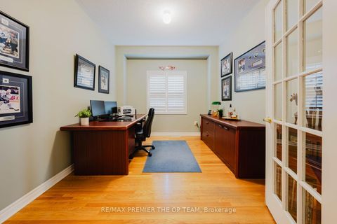 Photo 9 at 179 Lio Avenue, Sonoma Heights, Vaughan