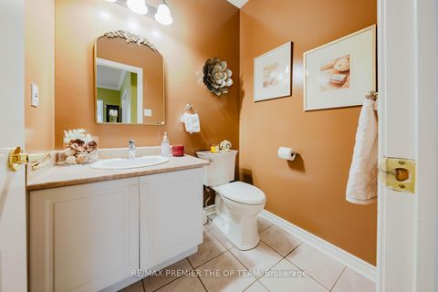 Photo 10 at 179 Lio Avenue, Sonoma Heights, Vaughan