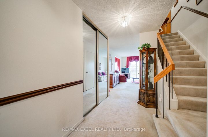 Photo 5 at 36 - 3000 Midland Avenue, Malvern West, Toronto
