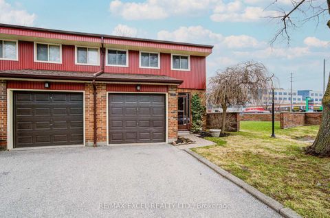 Photo 1 at 36 - 3000 Midland Avenue, Malvern West, Toronto