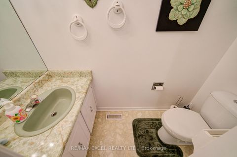 Photo 7 at 36 - 3000 Midland Avenue, Malvern West, Toronto