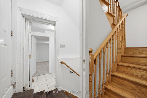 Photo 14 at 248 Ashdale Avenue, Coxwell, Toronto