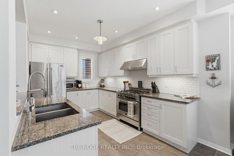 Photo 4 at 320 Lakebreeze Drive N, Newcastle, Clarington