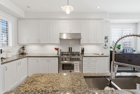 Photo 5 at 320 Lakebreeze Drive N, Newcastle, Clarington