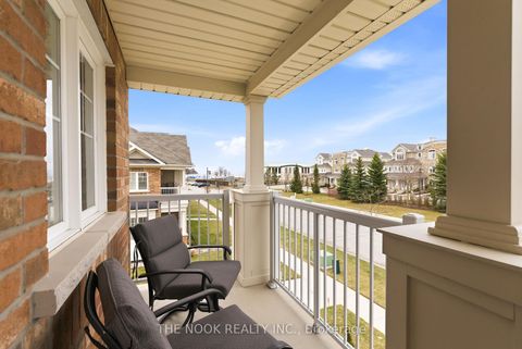 Photo 21 at 320 Lakebreeze Drive N, Newcastle, Clarington