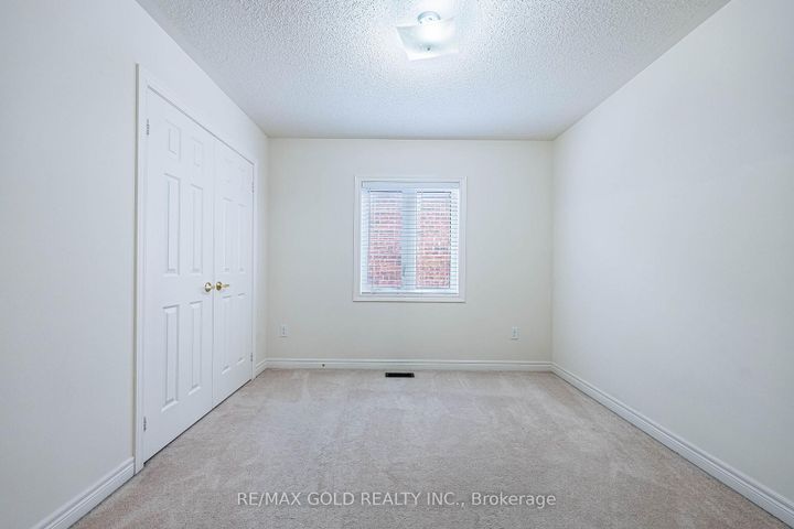 Photo 27 at 14 Lloyd Crescent, Northwest Brampton, Brampton