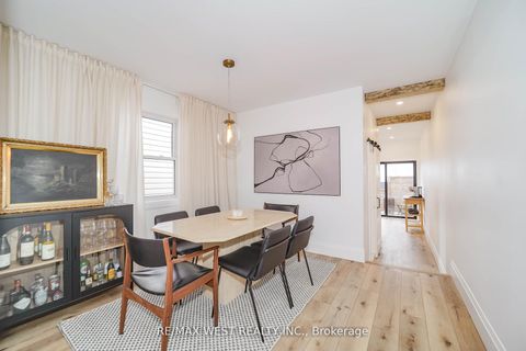 Photo 10 at 200 Euclid Avenue, Bellwoods, Toronto