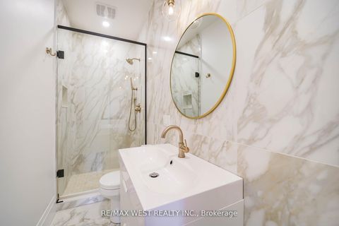 Photo 13 at 200 Euclid Avenue, Bellwoods, Toronto