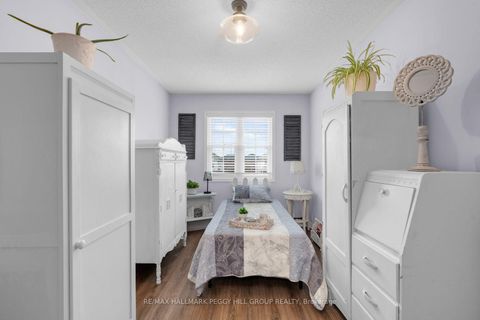 Photo 8 at 96 Majesty Boulevard, Shore, Barrie