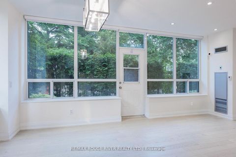 Photo 14 at 109 - 238 Doris Avenue, Willowdale East, Toronto