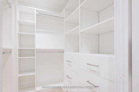 Photo 17 at 109 - 238 Doris Avenue, Willowdale East, Toronto