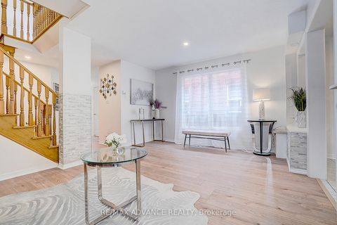 Photo 7 at 140 Vanguard Road, Patterson, Vaughan