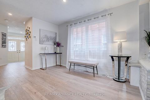 Photo 9 at 140 Vanguard Road, Patterson, Vaughan