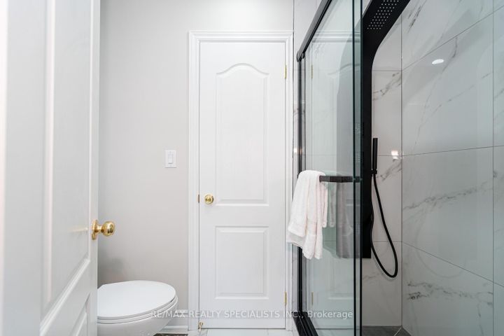 Photo 31 at 30 Bowsfield Drive, Vales of Castlemore, Brampton