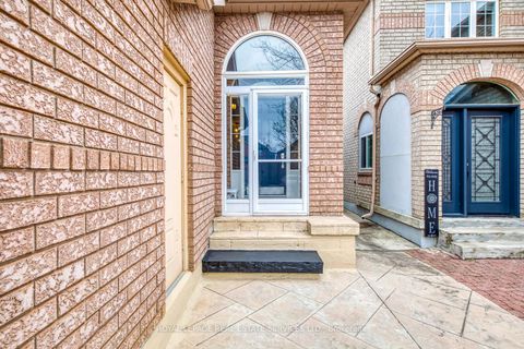 Photo 6 at 236 Slywood Crescent, Maple, Vaughan