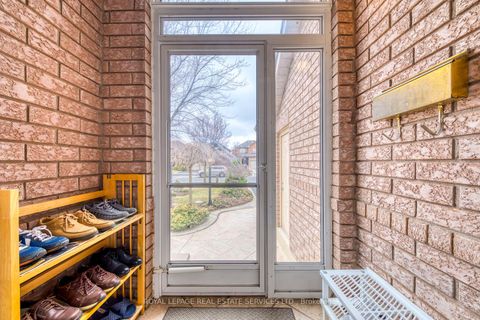 Photo 7 at 236 Slywood Crescent, Maple, Vaughan