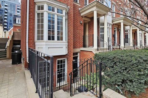 Photo 3 at 4A Portland Street, Waterfront Communities C1, Toronto