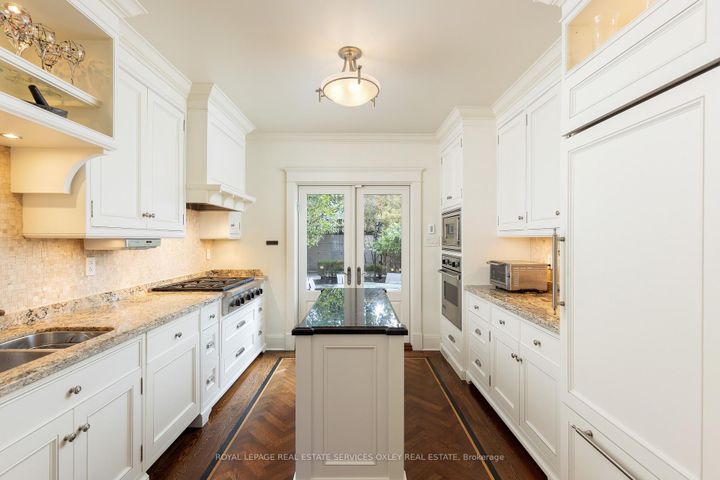 Photo 9 at 313 Sumach Street, South St. James Town, Toronto