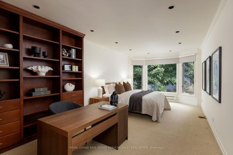 Photo 13 at 313 Sumach Street, South St. James Town, Toronto