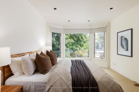 Photo 15 at 313 Sumach Street, South St. James Town, Toronto