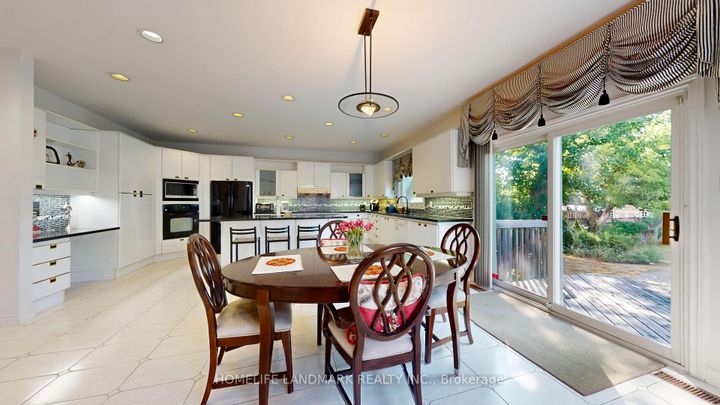 Photo 16 at 411 Cummer Avenue, Newtonbrook East, Toronto