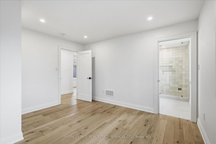 Photo 27 at 2212 Urwin Crescent, WO West, Oakville