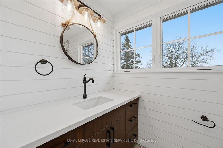 Photo 29 at 2212 Urwin Crescent, WO West, Oakville