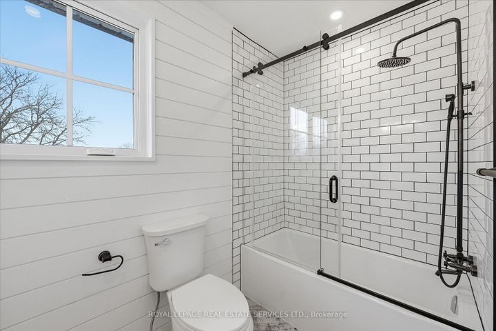 Photo 30 at 2212 Urwin Crescent, WO West, Oakville