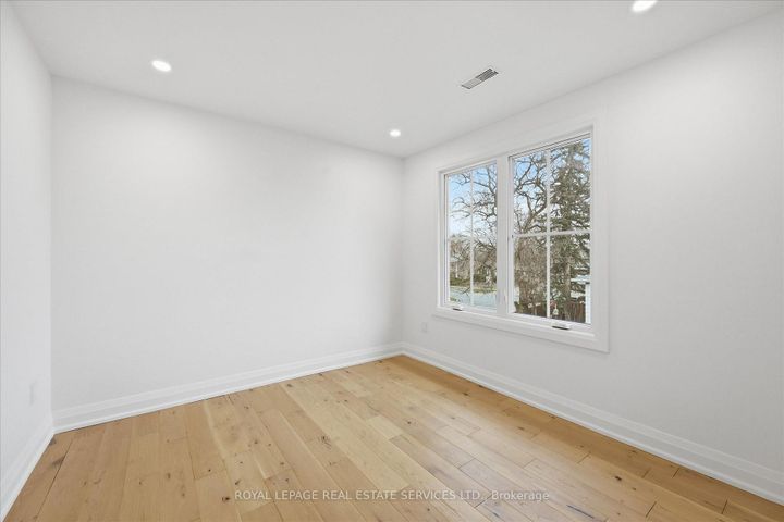 Photo 31 at 2212 Urwin Crescent, WO West, Oakville