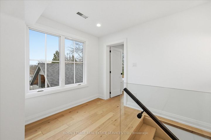 Photo 36 at 2212 Urwin Crescent, WO West, Oakville