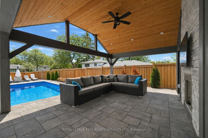 Photo 47 at 2212 Urwin Crescent, WO West, Oakville