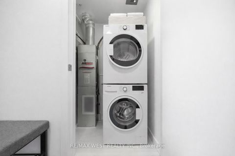 Photo 6 at 311 - 120 Canon Jackson Drive, Greenbrook, Toronto