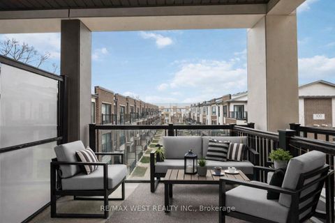 Photo 7 at 311 - 120 Canon Jackson Drive, Greenbrook, Toronto