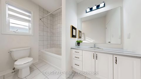 Photo 16 at 56 Connell Drive, Keswick North, Georgina