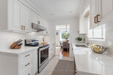 Photo 10 at 19 Mentor Boulevard, Hillcrest Village, Toronto