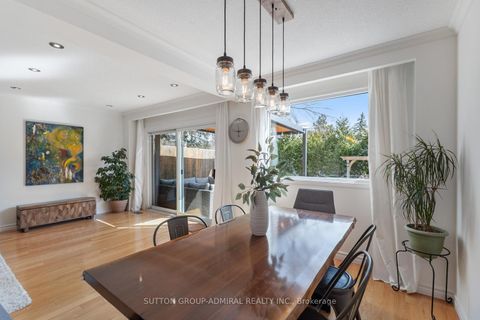 Photo 11 at 19 Mentor Boulevard, Hillcrest Village, Toronto