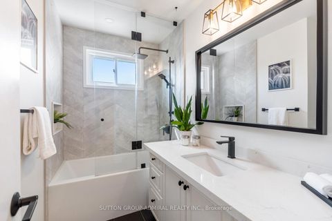 Photo 26 at 19 Mentor Boulevard, Hillcrest Village, Toronto