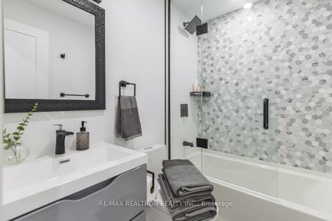 Photo 23 at 1A Normandy Boulevard, Woodbine Corridor, Toronto